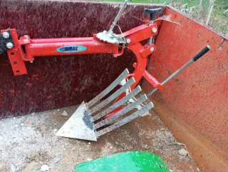 Motocultor Agria 7714 con remolque