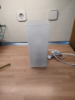 Lámpara de mesa Ikea