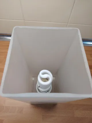 Lámpara de mesa Ikea