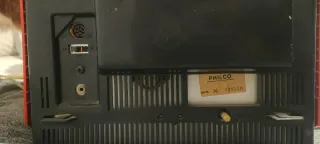 Televisor Antiguo Philips Naranja y Negro