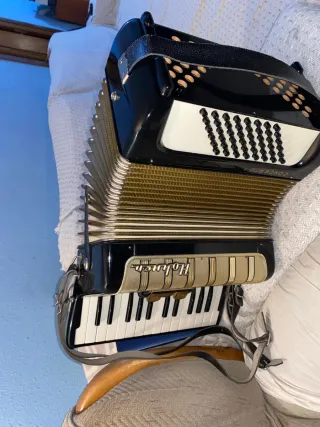 Acordeón Hohner Concerto I 48 Bajos