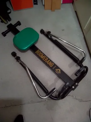 Máquina de remo Boomerang Fitness