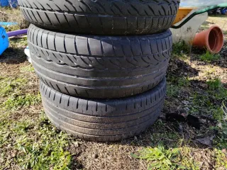 Neumático 235/55 R 17 V XL