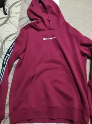 Lote cuatro sudaderas Junior.