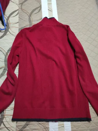 Lote cuatro sudaderas Junior.