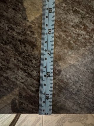 Pie de mármol/mesa auxiliar.