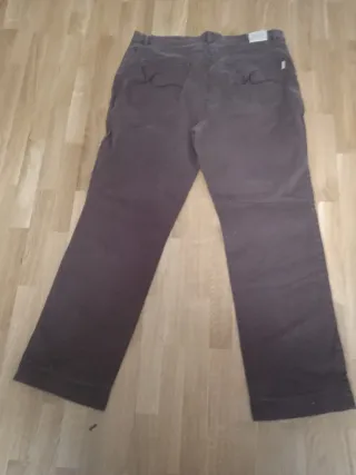 Pantalón mujer marrón