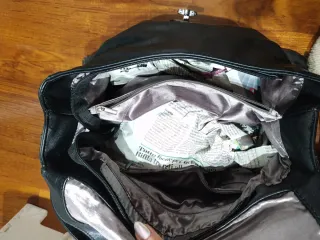 Borsa mano/tracolla nera