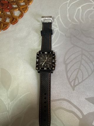 Reloj Vendox Negro y Plateado
