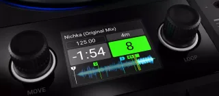 Traktor Kontrol S4 MK3 + Flight Case (Opcional)