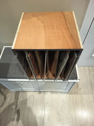 Caja almacenamiento vinilos
