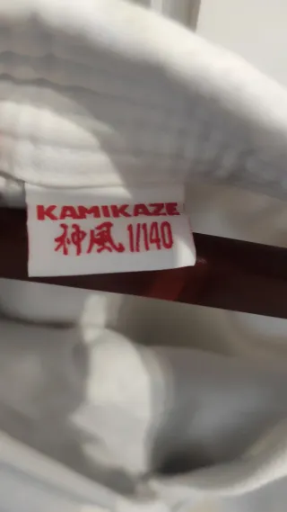 Karategui Kamikaze Competición Kata niño