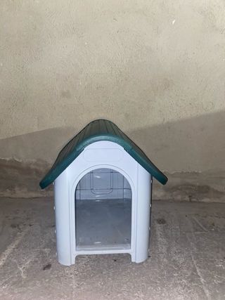 Caseta para perro de plástico