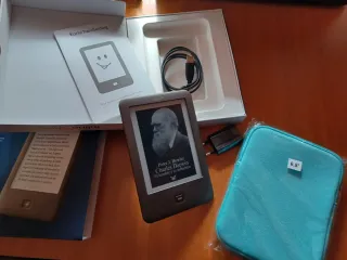 E-reader libro electrónico Tolino Shine