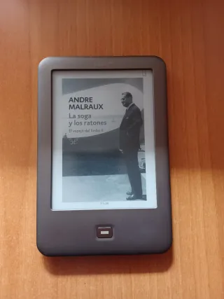 E-reader libro electrónico Tolino Shine