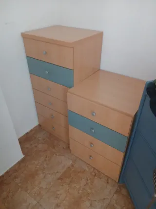 Cajoneras de madera y plástico