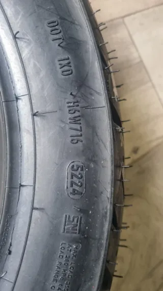 Pirelli Angel Scooter 140/70 -14