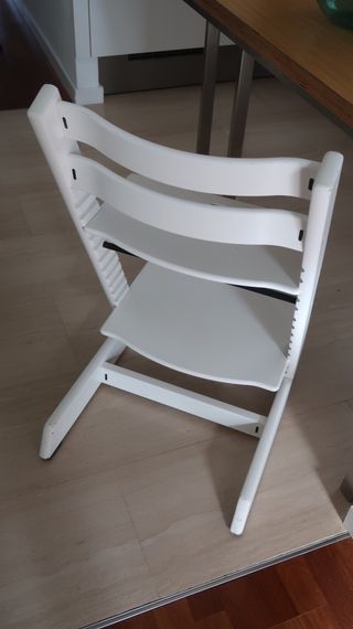 Trona Stokke Blanca en muy buen estado