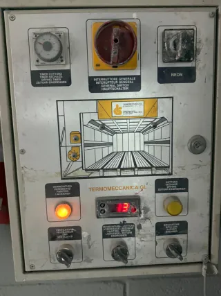 Cabina SPANESI para automóvil