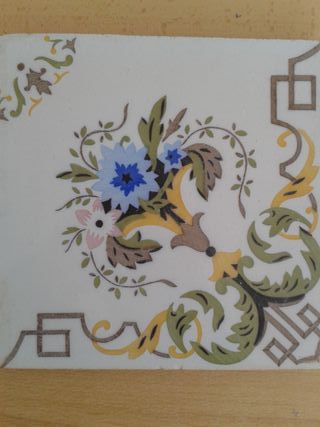 A2 AZULEJO MODERNISTA FLORES ANTIGUO