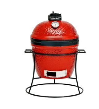 Barbacoa de carbón de cerámica en rojo fuego