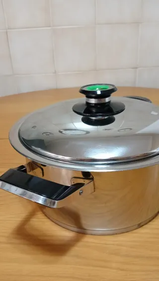 Olla AMC 24x12 cm 5 Litros