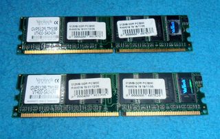 2x 512MB Veritech DDR PC3200 RAM