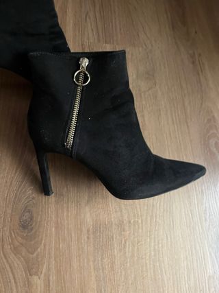 Botín Stradivarius Negro