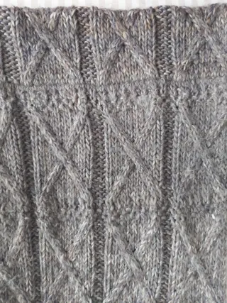 Cuello lana trenzado gris