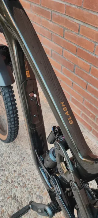 Trek Slash 9.8 GX Gen 6 2025 Talla M