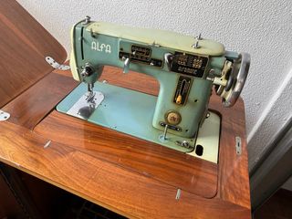 Máquina de coser Alfa Alfamatic 103