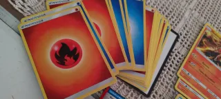 Pokemon TCG: Caja de Cartas