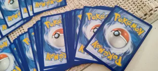 Pokemon TCG: Caja de Cartas
