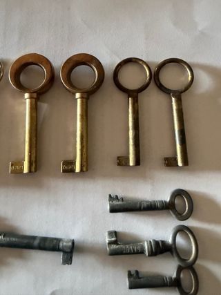 Set di chiavi antiche