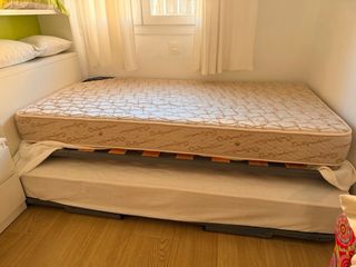 Somier nido 105cm con colchones.