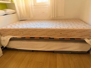 Somier nido 105cm con colchones.