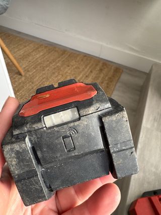 Radial Hilti AG 4S-22 LA BATERIA NO FUNCIONA