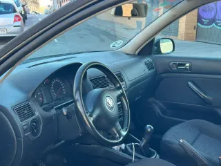 Volkswagen Golf 2002