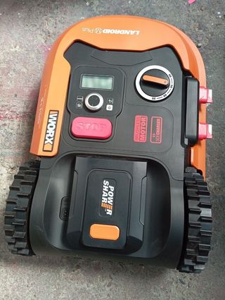 Robot cortacéspe WR165E WORX