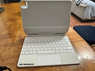 iPad Air 5 + Teclado Mágico + Lápiz