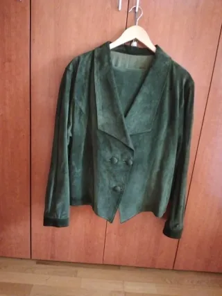 Traje chaqueta ante verde