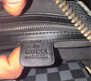 Marsupio Gucci nero un po rovinato