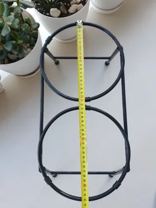 Soporte doble para macetas de hierro