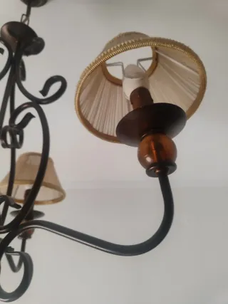 Lámpara de techo y 2 de mesa