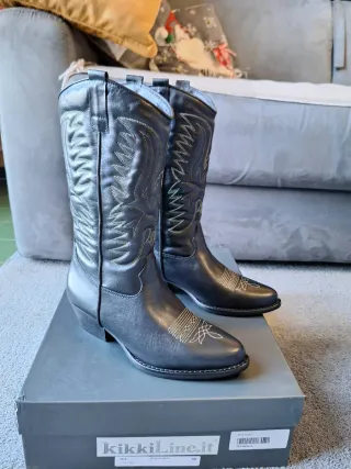 Stivali texani tutti in pelle vitello neri