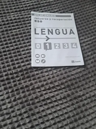 Libro de refuerzo y recuperación de lengua 1°eso