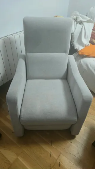 Sofá reclinable beige tela