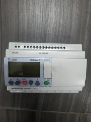 Controlador Crouzet Millenium 3 CD20