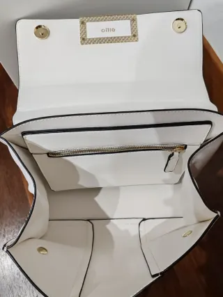 Borsa mano bianca e nera effetto coccodrillo