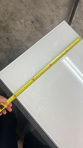 Mueble de salón madera y cristal